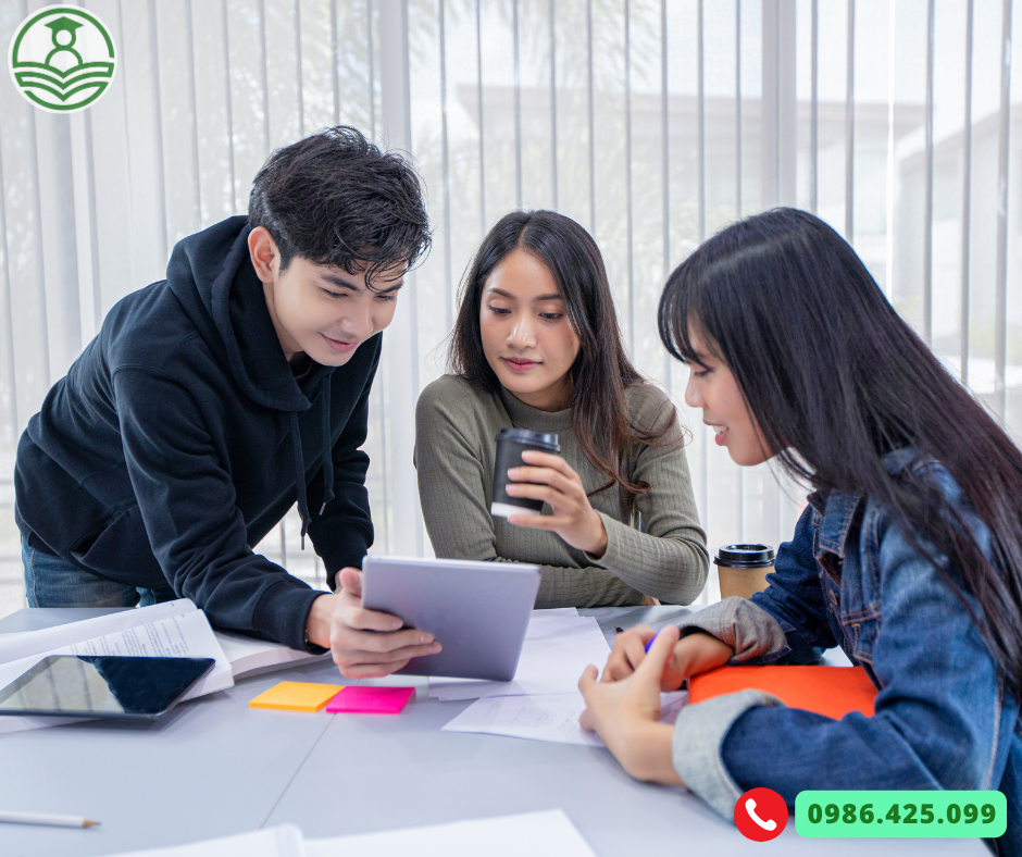 Tuyển sinh Đại học Công tác xã hội 2024