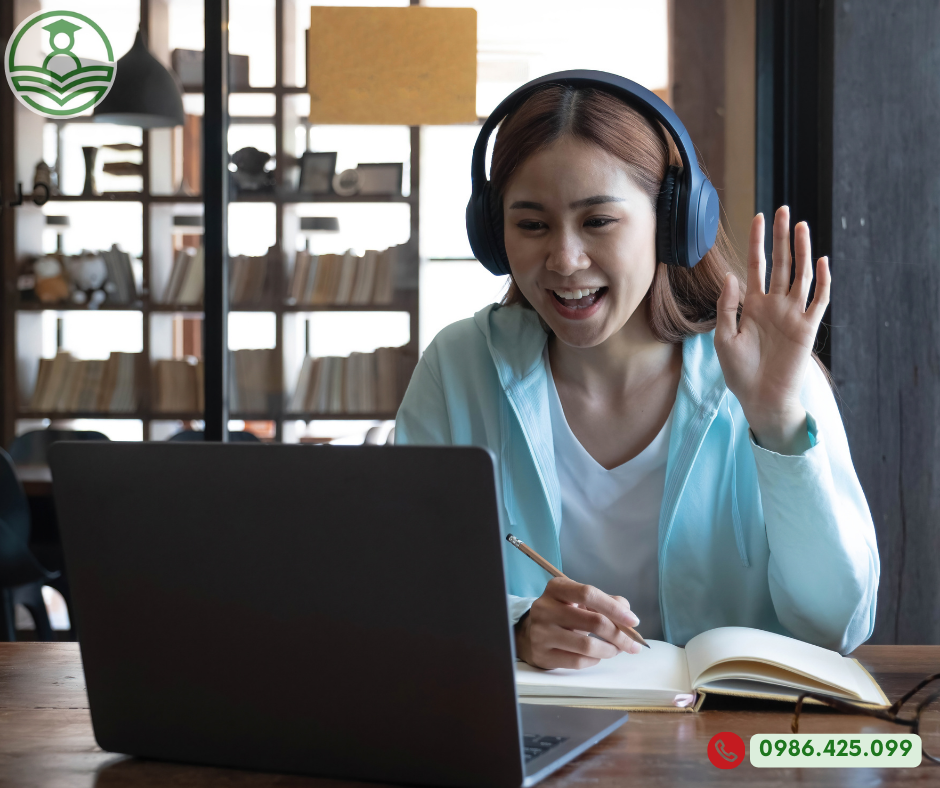 Tuyển sinh Đại học Công nghệ Thông tin Online Từ xa 2024